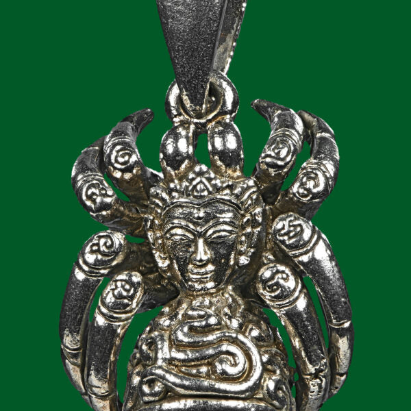 🕷️ The Celestial Weaver: Narayana 8-Armed Wealth Spider – Rare "Satang Kru" Silver Edition by Tu Chao Pu Wa Ling (2025)