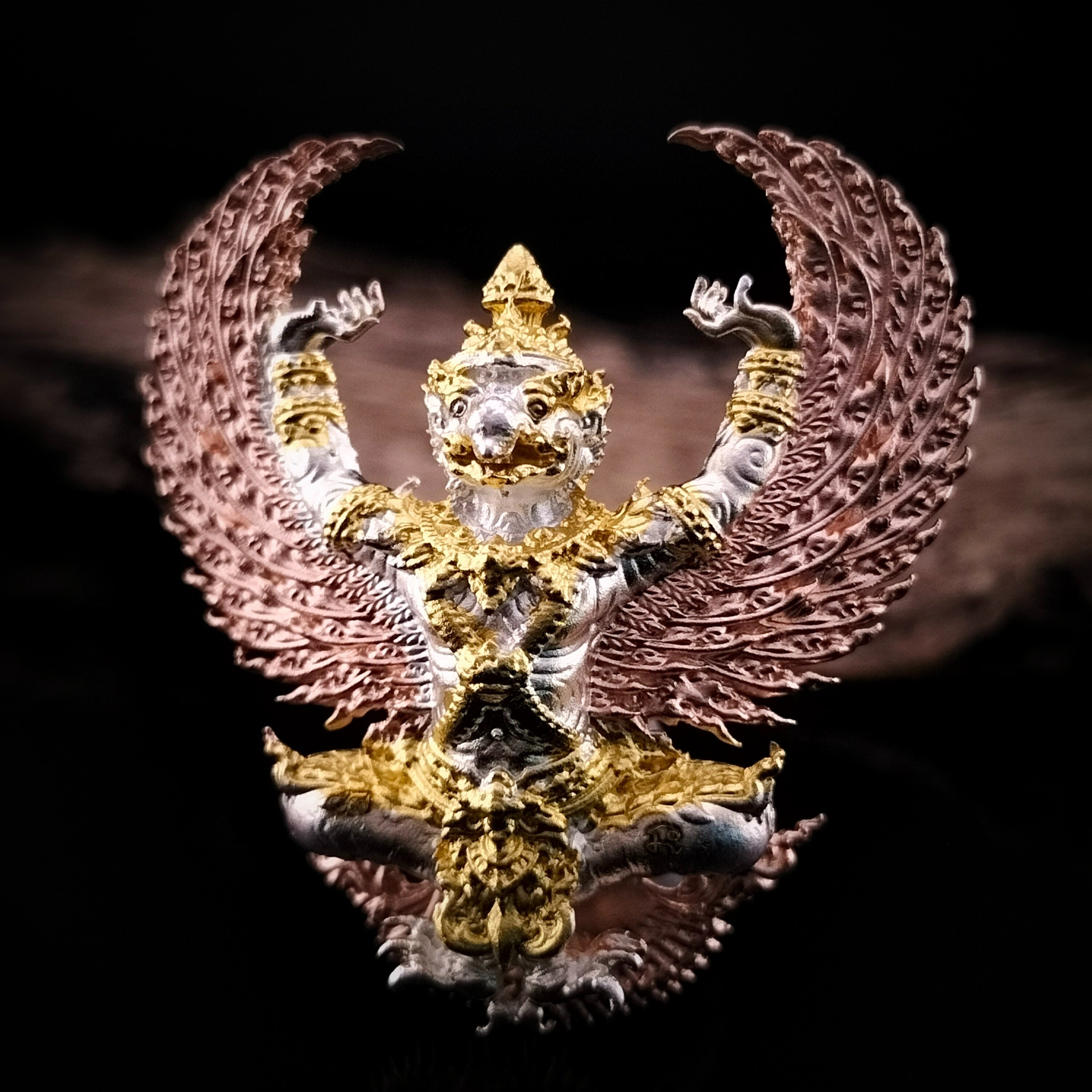✨ The Commander of Infinite Wealth: "Phaya Krut Thotsayan" Royal Garuda – Ruay Leua Lon Edition (Overflowing Prosperity) by Luang Pu Udom Sub (Ajarn Joy)