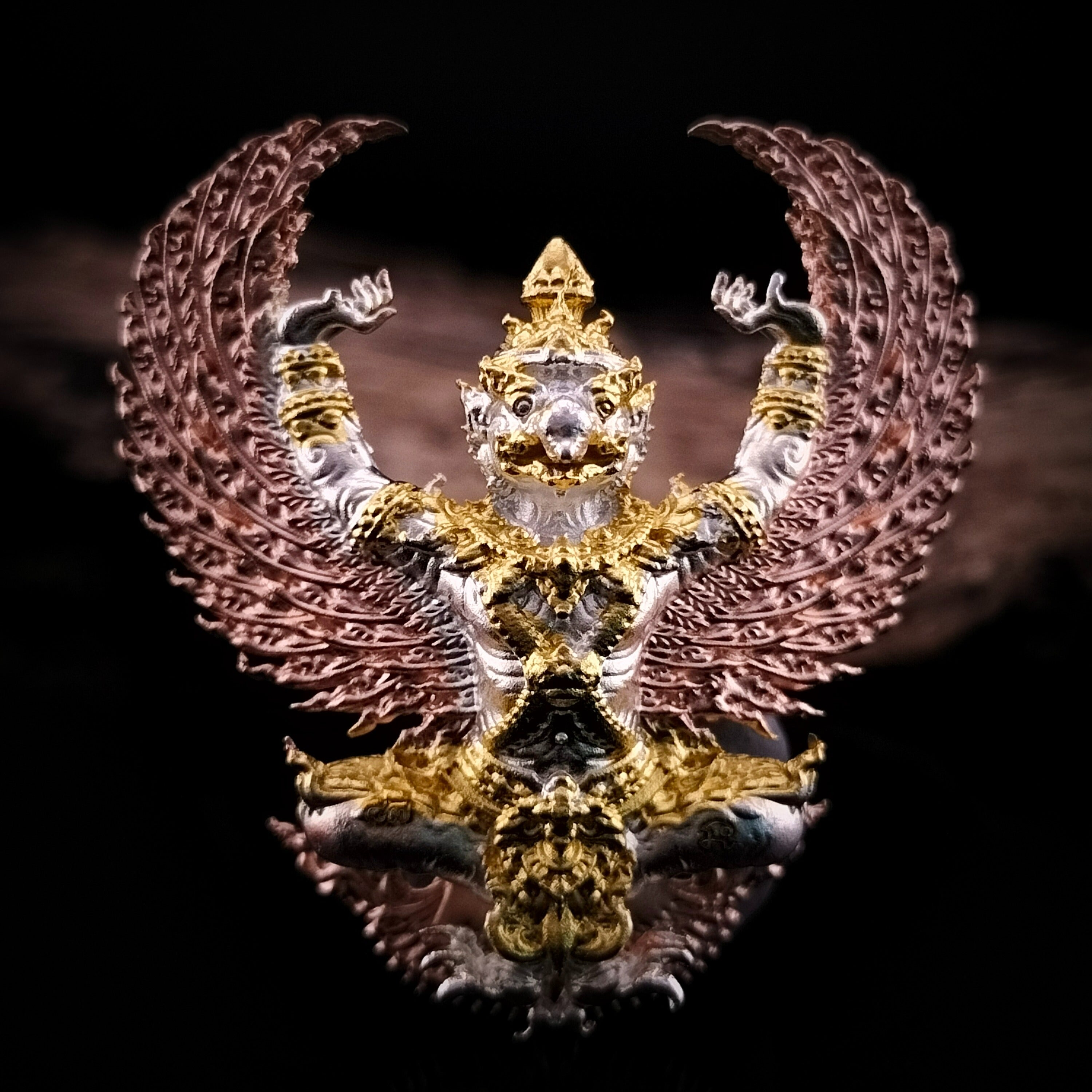 ✨ The Commander of Infinite Wealth: "Phaya Krut Thotsayan" Royal Garuda – Ruay Leua Lon Edition (Overflowing Prosperity) by Luang Pu Udom Sub (Ajarn Joy)
