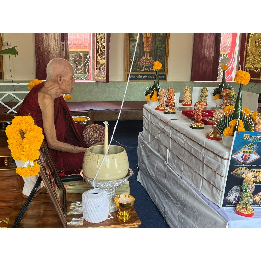 🕉️ The Divine Alchemist: Si Hu Ha Ta "Maha Heng" Golden Statue – The Legendary Wealth-Eater of Lanna by Kruba Khamfan