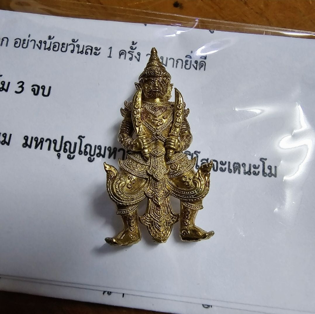 🌟 ⚔️ The Divine Executioner: Phaya Purisat Twin Swords – The Devourer of Curses & King of Wealth ⚔️