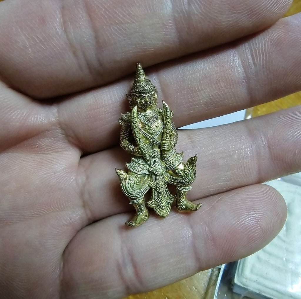 🌟 ⚔️ The Divine Executioner: Phaya Purisat Twin Swords – The Devourer of Curses & King of Wealth ⚔️