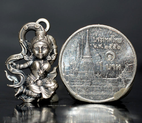✨ The Divine Phra Mae Thorani 'The Goddess of the Land' B.E. 2568 Sacred Thai Earth Mother Statuette for Absolute Prosperity, Victory Over Obstacles, and Financial Grounding by Phra Ajarn Danupon, Wat Huay Nae (Portable Miracle Size 1.5 x 2.1 cm)
