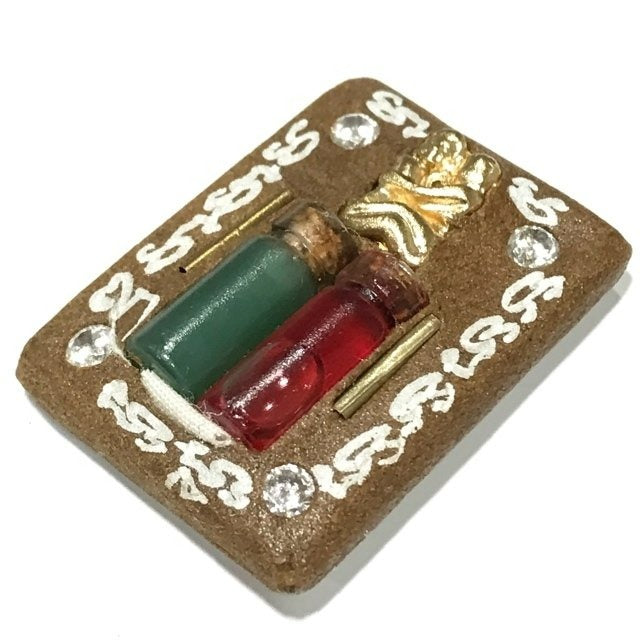 🪷 The Enchantress of the Lotus: Sacred Locket Mae Bua Bang Bai (Lotus Leaf Fairy) – Ongk Kroo White Edition by Ajarn Suntorn Phueak Tiang