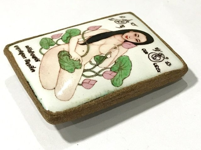 🪷 The Enchantress of the Lotus: Sacred Locket Mae Bua Bang Bai (Lotus Leaf Fairy) – Ongk Kroo White Edition by Ajarn Suntorn Phueak Tiang