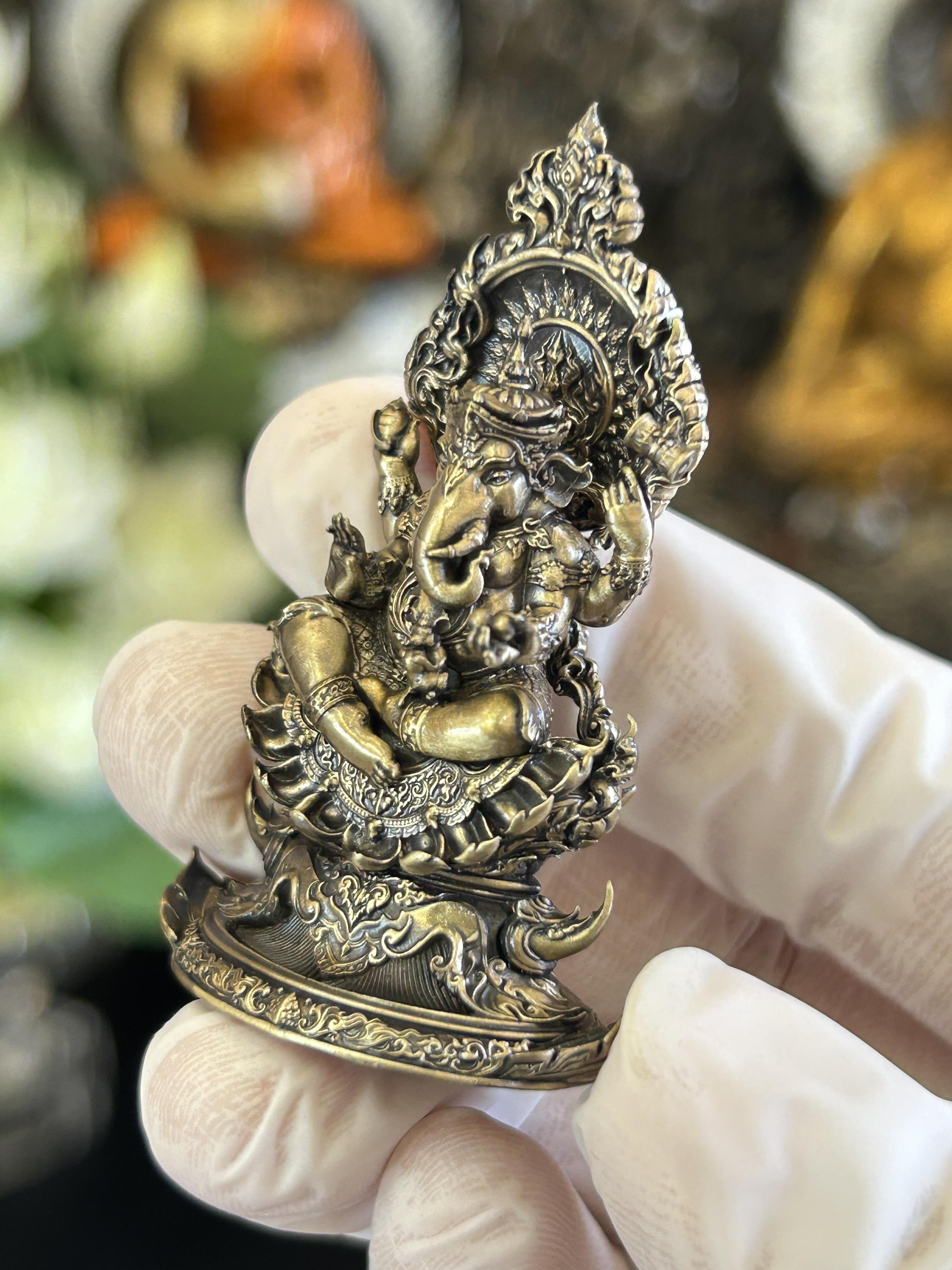 ✨ The Eternal Architect: Ganesha "Suk Samrit Nirun" Masterpiece – Satin Smoke Bronze Edition for Permanent Success, Wealth Stability & Obstacle Removal