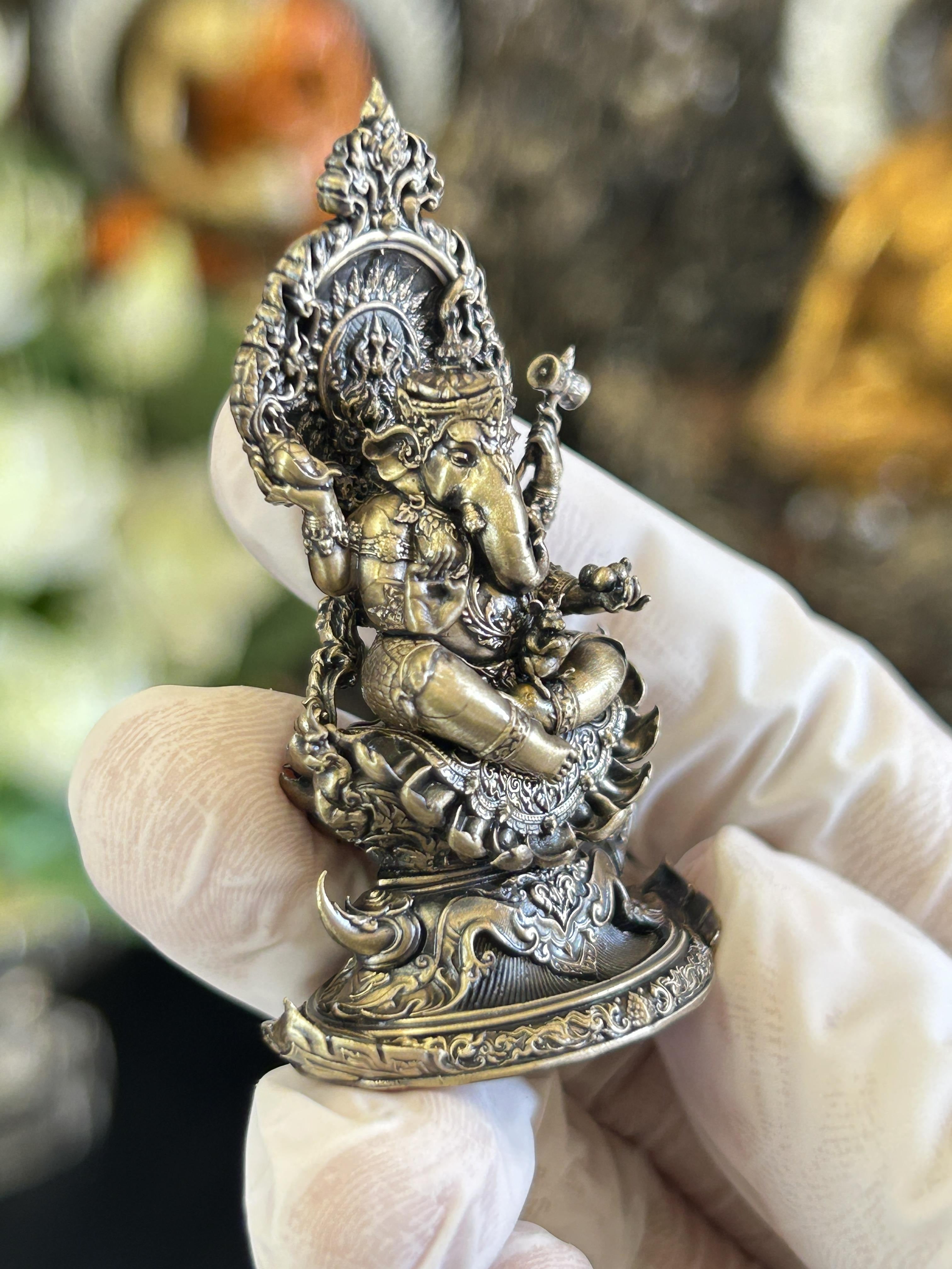 ✨ The Eternal Architect: Ganesha "Suk Samrit Nirun" Masterpiece – Satin Smoke Bronze Edition for Permanent Success, Wealth Stability & Obstacle Removal