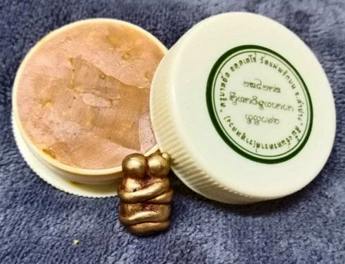 ✨ 🍯 The Honeyed Tongue: Sacred 'In-Koo' Charm & 'Maha Metta' Wax by Kruba Yat (2021 Lanna Tradition) – The Ultimate Alchemy for Captivating Speech, Sweet Success, and Soulmate Attraction 🍯 ✨