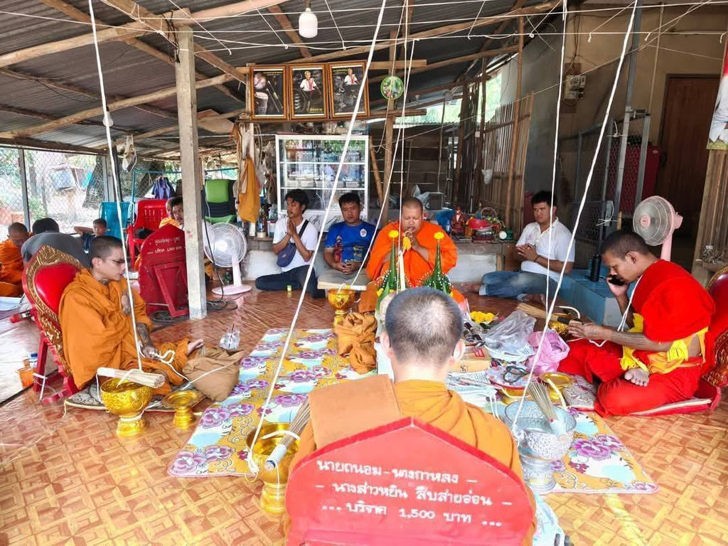 🛡️ The Immortal Sentinel: "Phra See Sa Lang Ngeng" – Ancient Warrior Spirit of Invincibility & Supreme Charisma by Ajarn Krishnapong (Legacy of Luang Phor Tae Lineage)