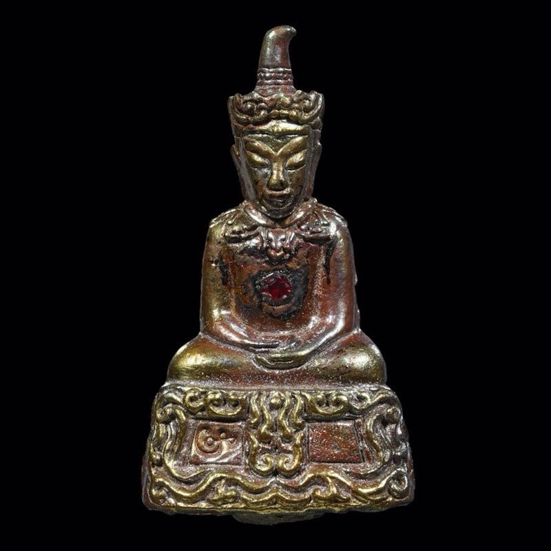 🌟 👹 The Primal Conqueror: Ngang Ket Dap Chada-Eang – The Sword-Crown of Irresistible Command 👹 Ancient divine headdress made of bronze: 199 pieces.
