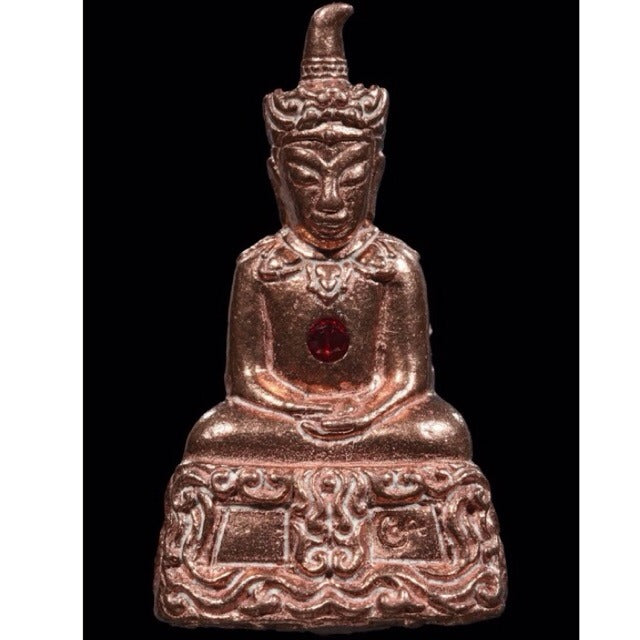 🌟 👹 The Primal Conqueror: Ngang Ket Dap Chada-Eang – The Sword-Crown of Irresistible Command 👹 Made of bronze with reddish-brown beads: 319 pieces.