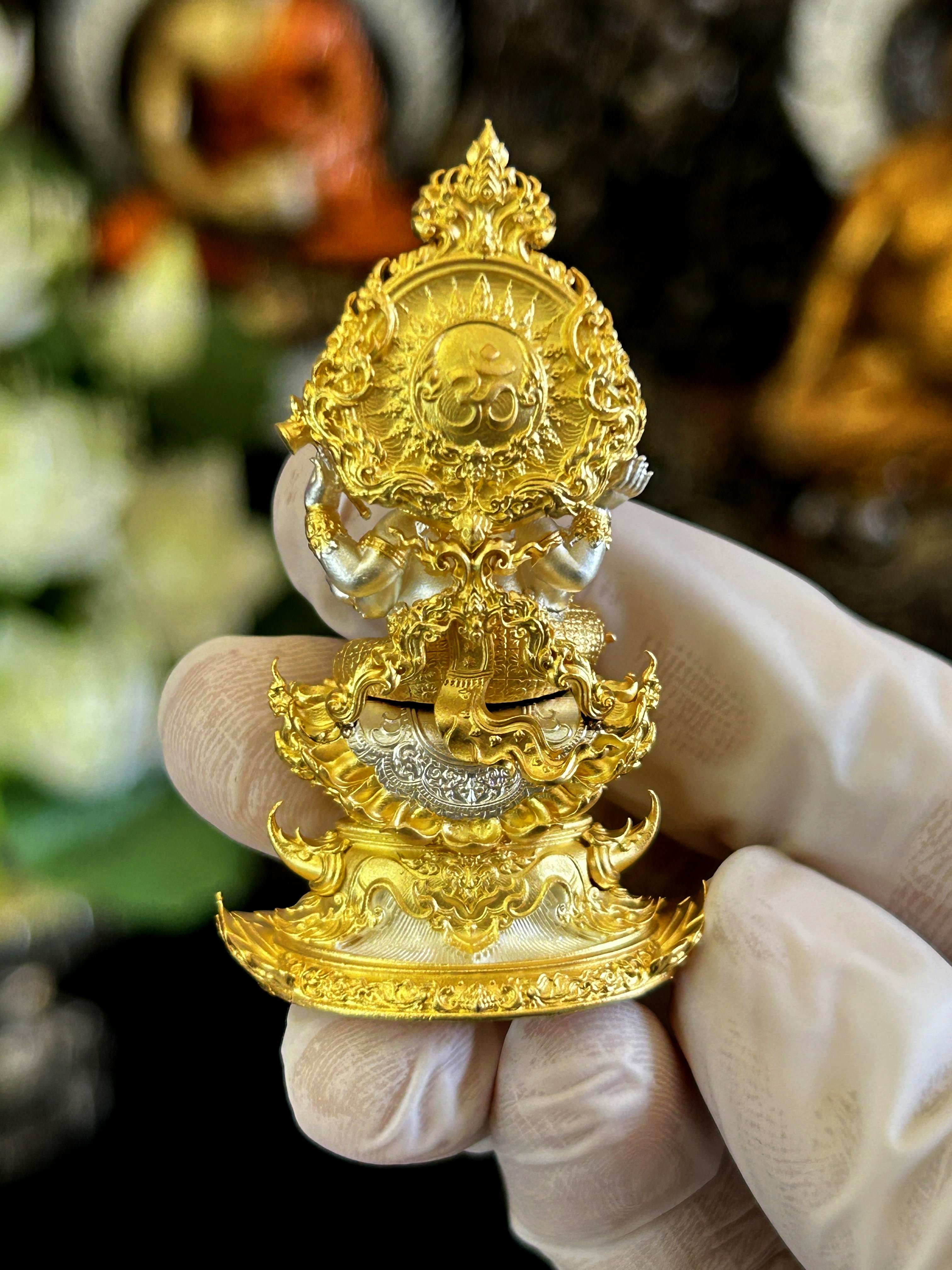 ✨ The Sovereign Harmonizer: Ganesha "Suk Samrit Nirun" Masterpiece – Two-Tone Gold & Silver Bronze for Eternal Prosperity, Wisdom & Ultimate Success