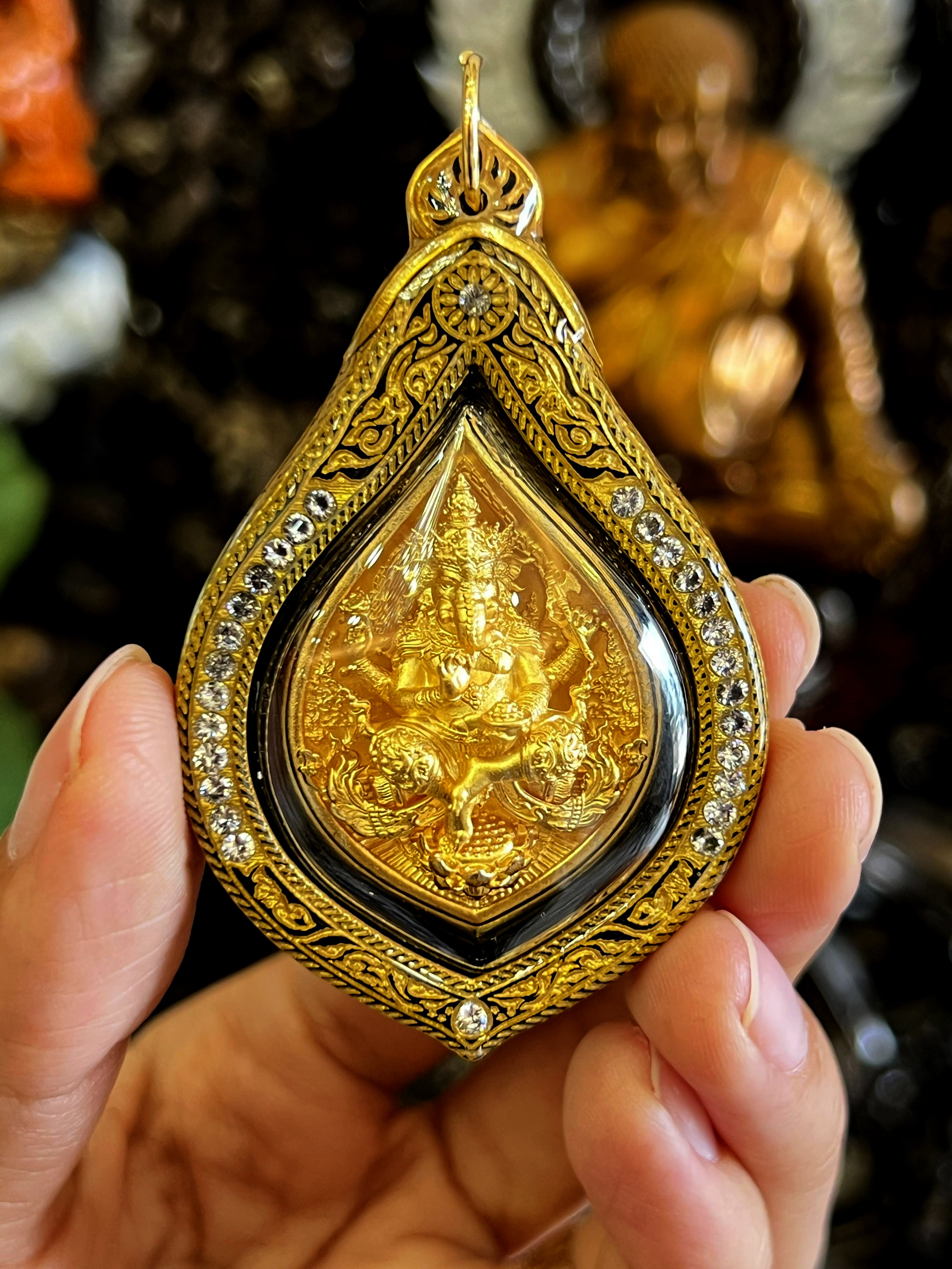 ✨ The Trinity of Triumph: Ganesha "Suk Samrit Nirun" Masterpiece – Tri-Color Gold, Silver & Pink Gold Bronze for Total Life Abundance, Infinite Success & Divine Protection