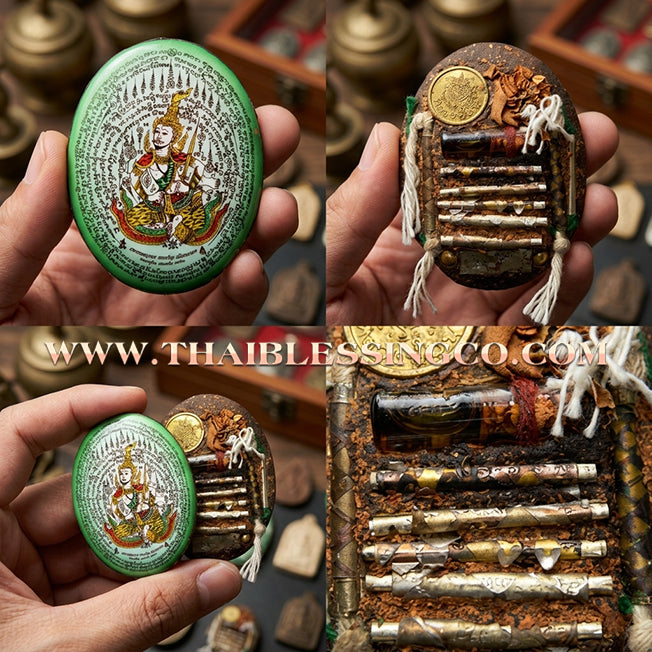 ✨ 🌿 The Verdant Aura of Prosperity: Sacred 'Petch Payatorn' Green-Aura Locket by Luang Pu In (2014 Masterpiece) – The Ultimate Talisman for Financial Magnetism, Growth, and Irresistible Charisma 🌿 ✨