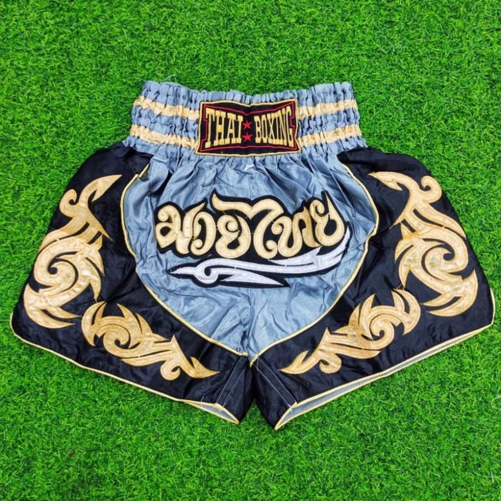 🥊The Warrior’s Glory: Authentic Premium Thai Pattern Muay Thai Shorts – Double-Layered Professional Satin Boxing Trunks, Handcrafted Factory-Direct Export Grade for Adults and Kids (Gray and black Muay Thai shorts)