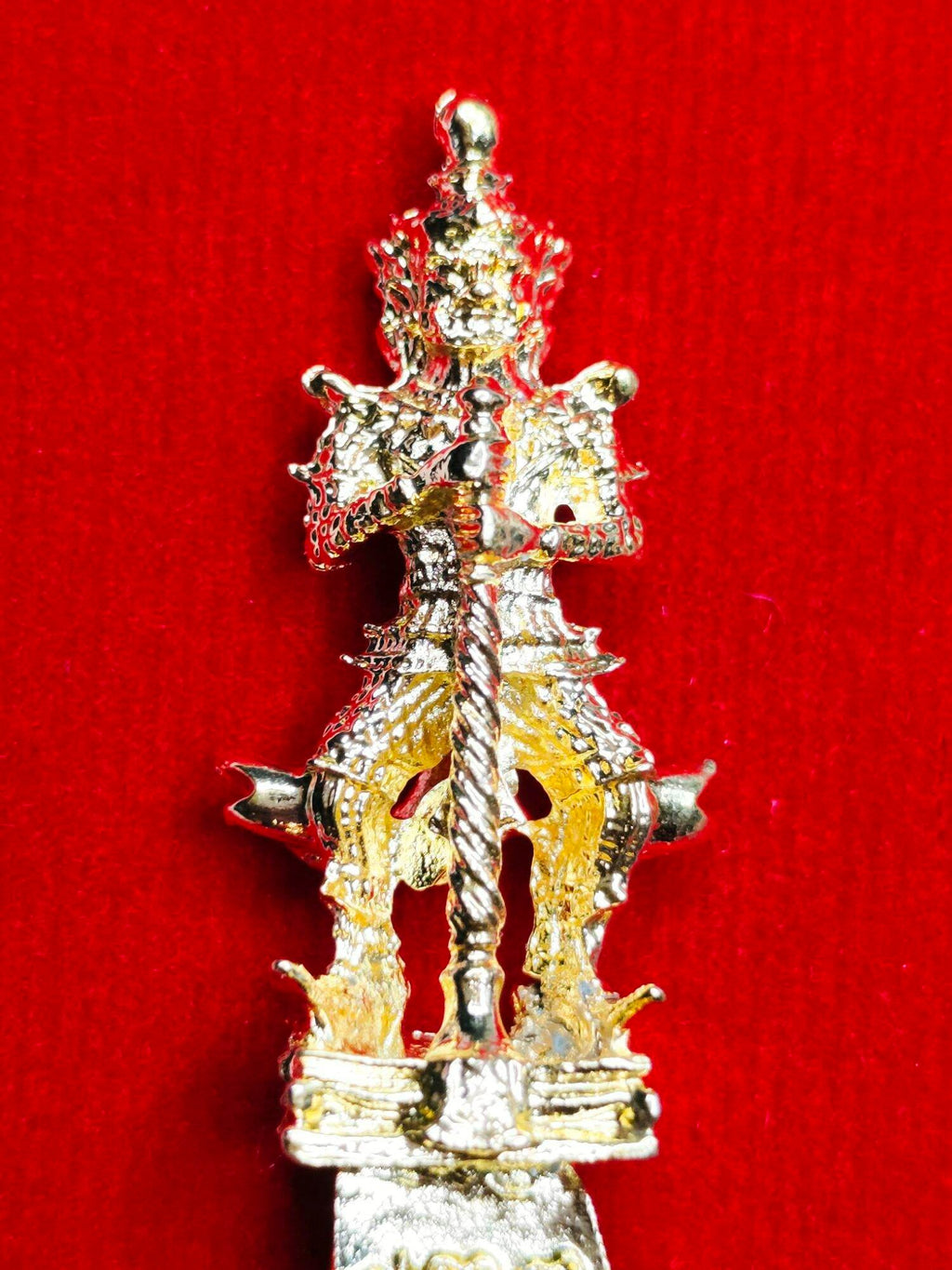 🗡️ The "Demon Slayer" Knife: Auspicious Rattan Cutter by Phor Than Phon (Wat Thung Nari, 2024) – Exorcise Bad Luck & Attract Wealth