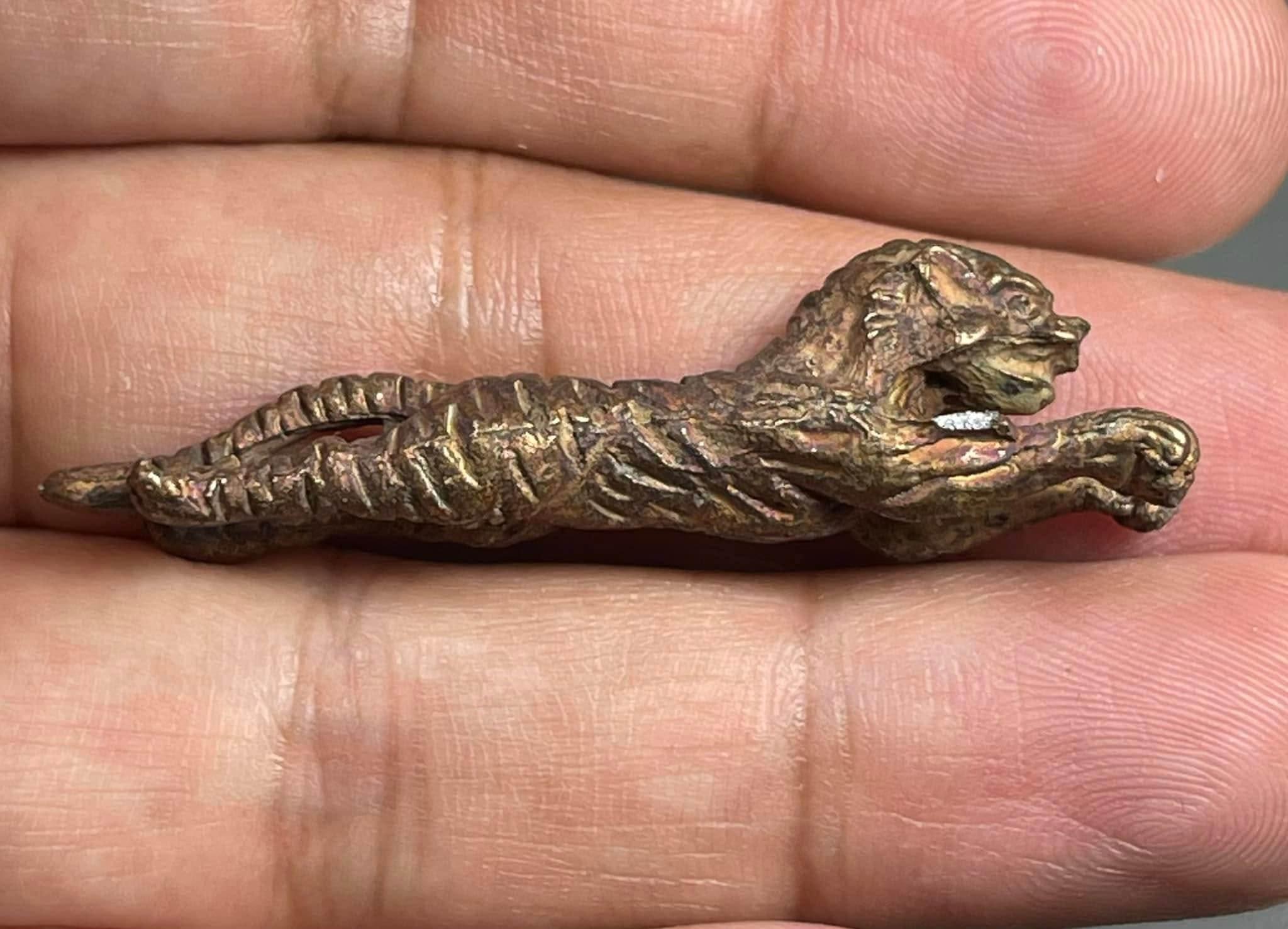 Tiger Puen Tak Amulet - Gun-Bullet Defying Sacred Amulet of Power and Protection by Luang Por Liab, Wat Na Wong