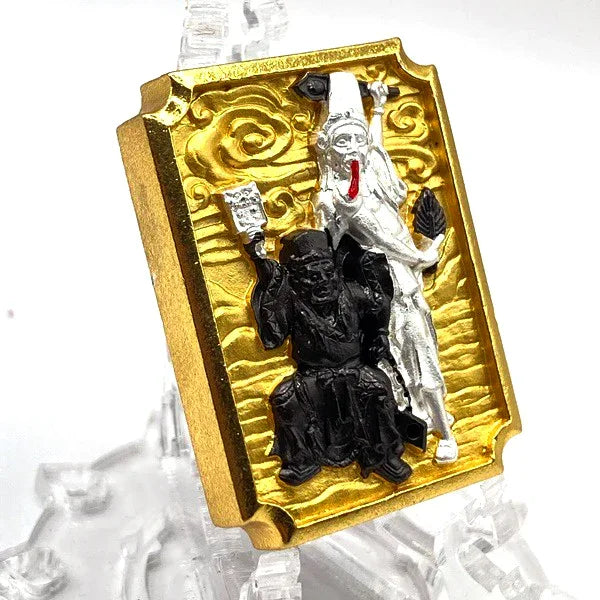 🔖 Celebrate New Beginnings – Dual Fate “Two Lands” Lucky Guard Token by Pa Than Phong, Wat Jang for Protection, Luck & Spiritual Balance