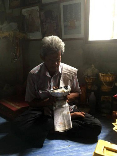 🔱 Ultimate Attraction Magnet: "Takrut Riak Nang" Divine Love Scroll with Triple-Gold Enchantment Oil – Master Arjan Somsak 2559 Edition