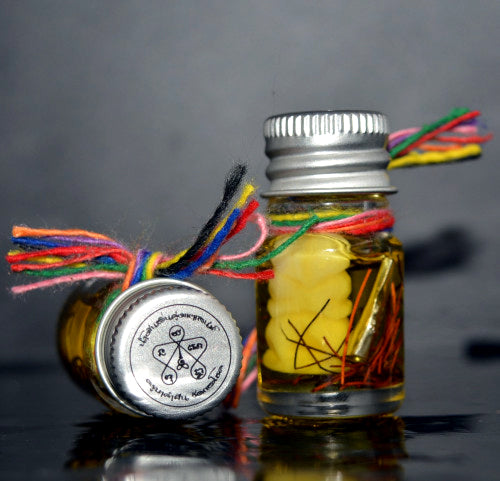 🧿Unlock Irresistible Charm – In-Kam Maha Metta Attraction Oil by Kruba Kamfan for Love & Magnetism