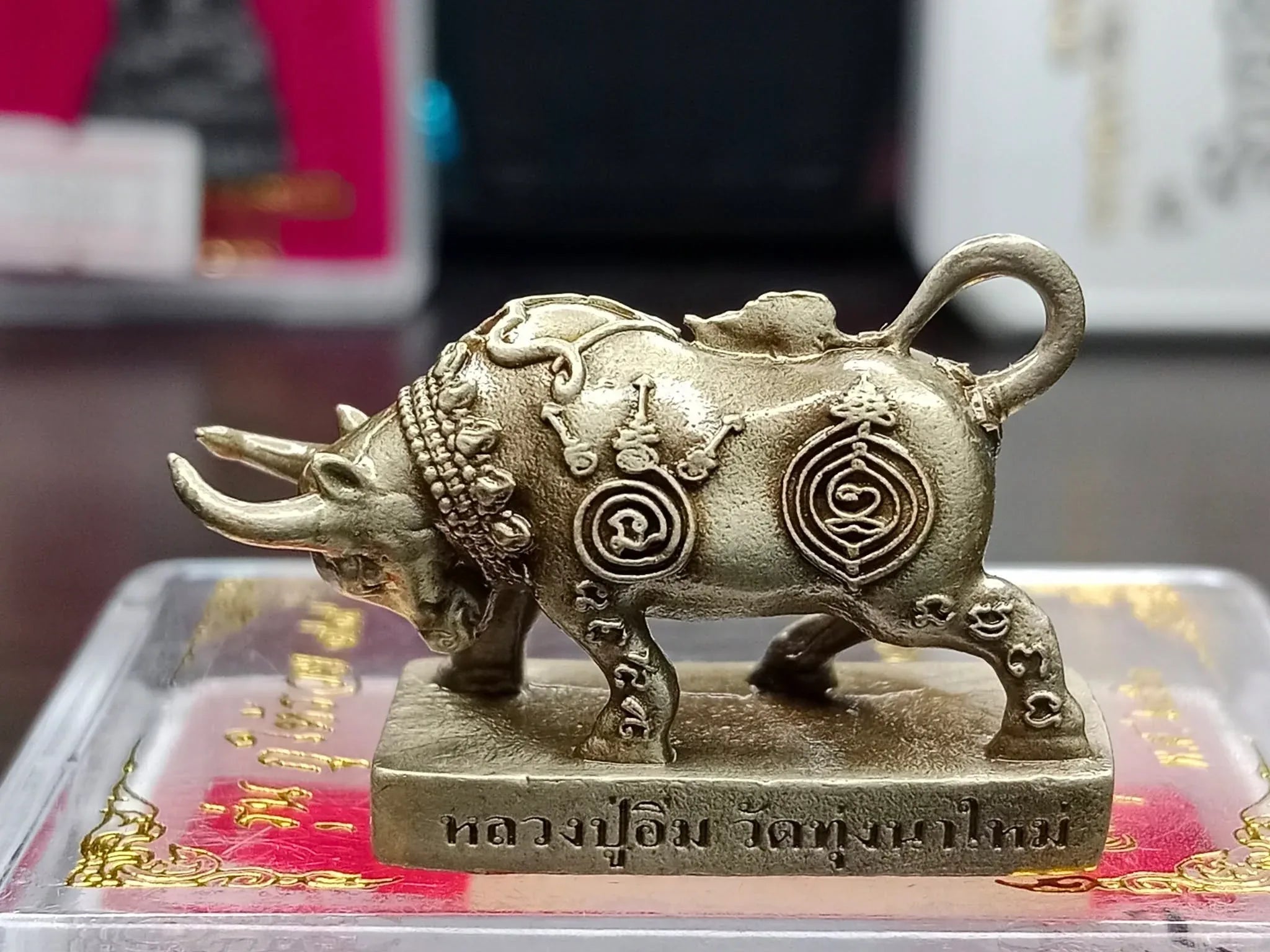 🌟 Unlock Ultimate Wealth, Luck & Success with Wua Thanu "Ku Hai Ruay" Prosperity Bull Amulet