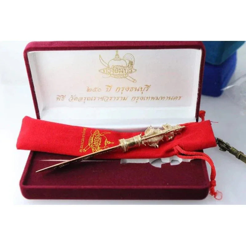 ⚔️ VESSUVANA RITUAL KNIFE: THE BILLIONAIRE SHIELD 👑 Legendary Protection, Imperial Wealth: Command Your Destiny with the Bicentennial Sentinel of Wat Arun