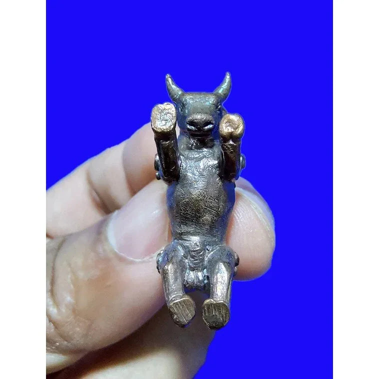 🐂 WA THANU MAHA LAP: THE HOLY GUARDIAN (GEN 1) 💎The Ultimate Vanguard of Fortune: Deflect Negativity and Anchor Your Wealth with the Sovereign Bull of Lanna