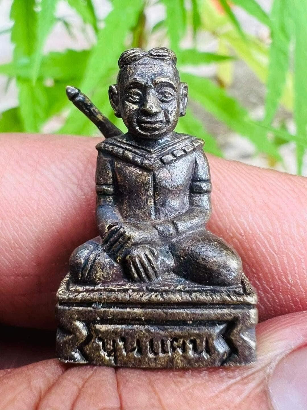 ⚔️ “Warrior Heart Khun Paen” – First Edition Metal Statue by Ajarn Nen Doi (Trang, Thailand) for Charisma, Confidence & Spiritual Protection