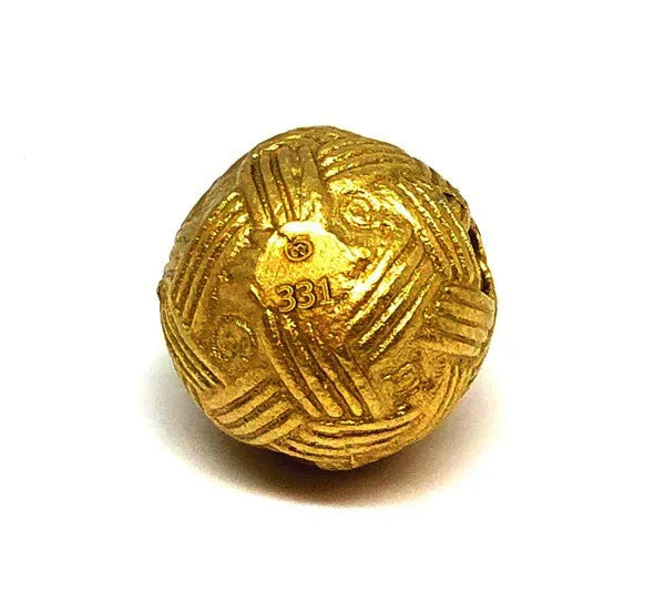 🧶 “Wealth‑Catching Rattan Sphere – Lucky ‘Money Trap’ Charm for Cashflow, Customers & Loving Support by Luang Pu Mhan, Khao Chan Hermitage, Phetchabun”