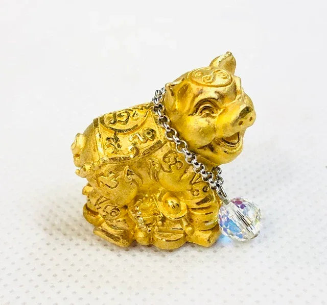🐷💰 Supreme Wealth Pig Talisman – "Chana Chun" Edition for Victory Over Poverty & Massive Fortune Gold plated