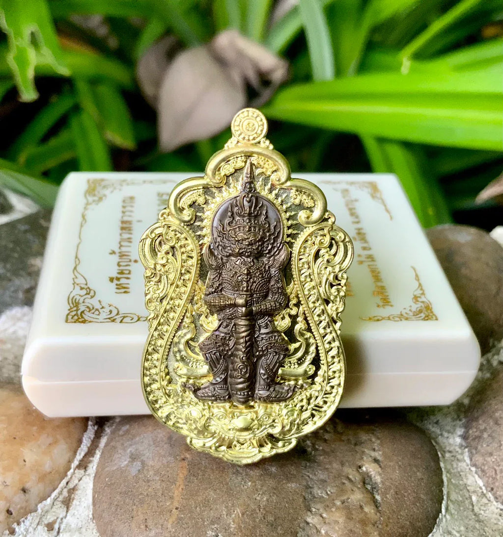 👹 THE LORD OF WEALTH & GUARDIAN OF THE NORTH ✨ The Divine Blessing: Luang Phor Suchat "Thao Wessuwan" (The Lord of Wealth) - The Sacred Protector & Fortune Magnet