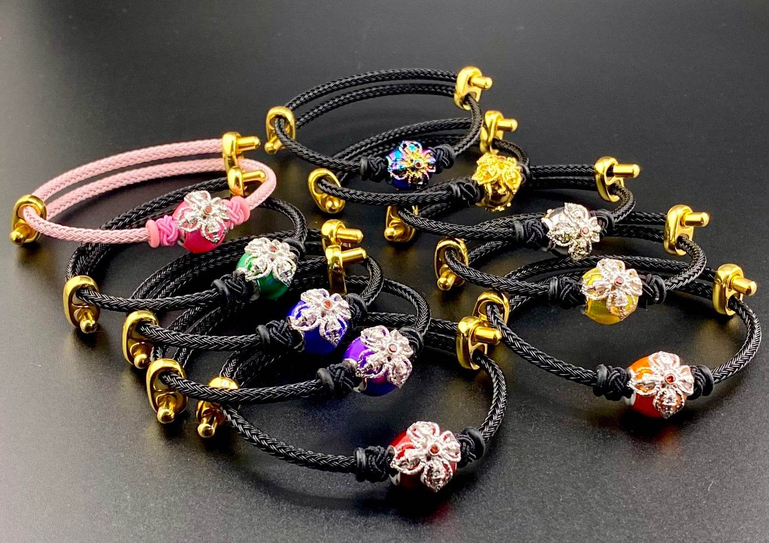 Phra Kru Pilat Thammavimon Blessing Amulet Bracelets ร้านค้าของฉัน Blue enamel Pink enamel Yellow enamel Pink enamel-Yellow enamel-Blue enamel-Green enamel-Orange enamel-Red enamel-Purple enamel-