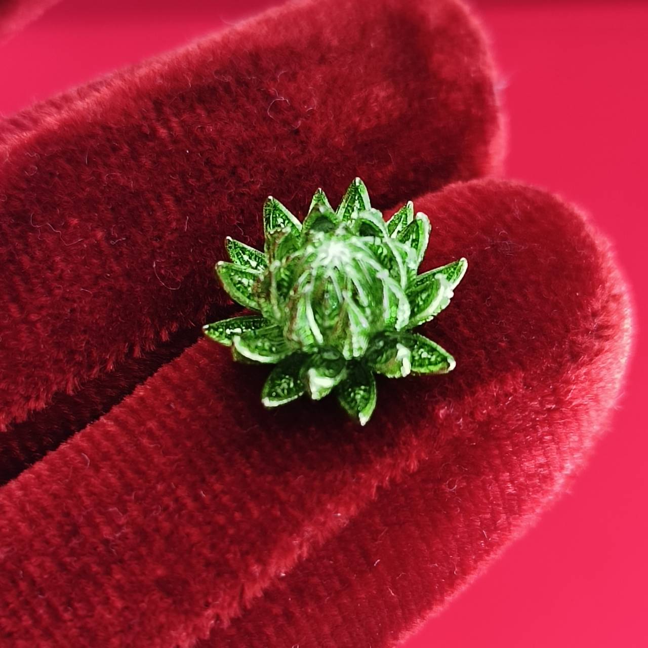 Sacred Pikul Flower Amulet – Prosperity & Blessing in Green Bronze