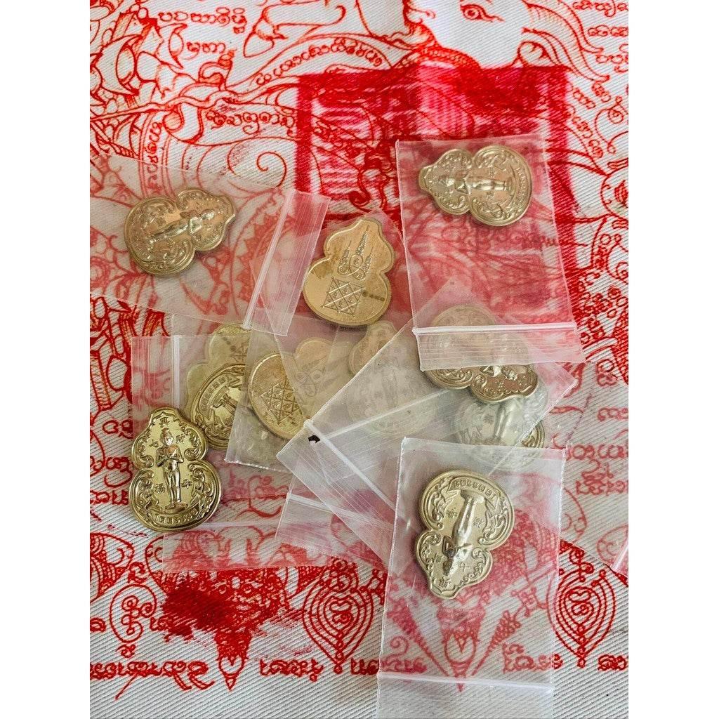 Ai Kai Khot Roi Amulet – First Edition Wealth and Protection Talisman Blessed by Monks and Sorcerers