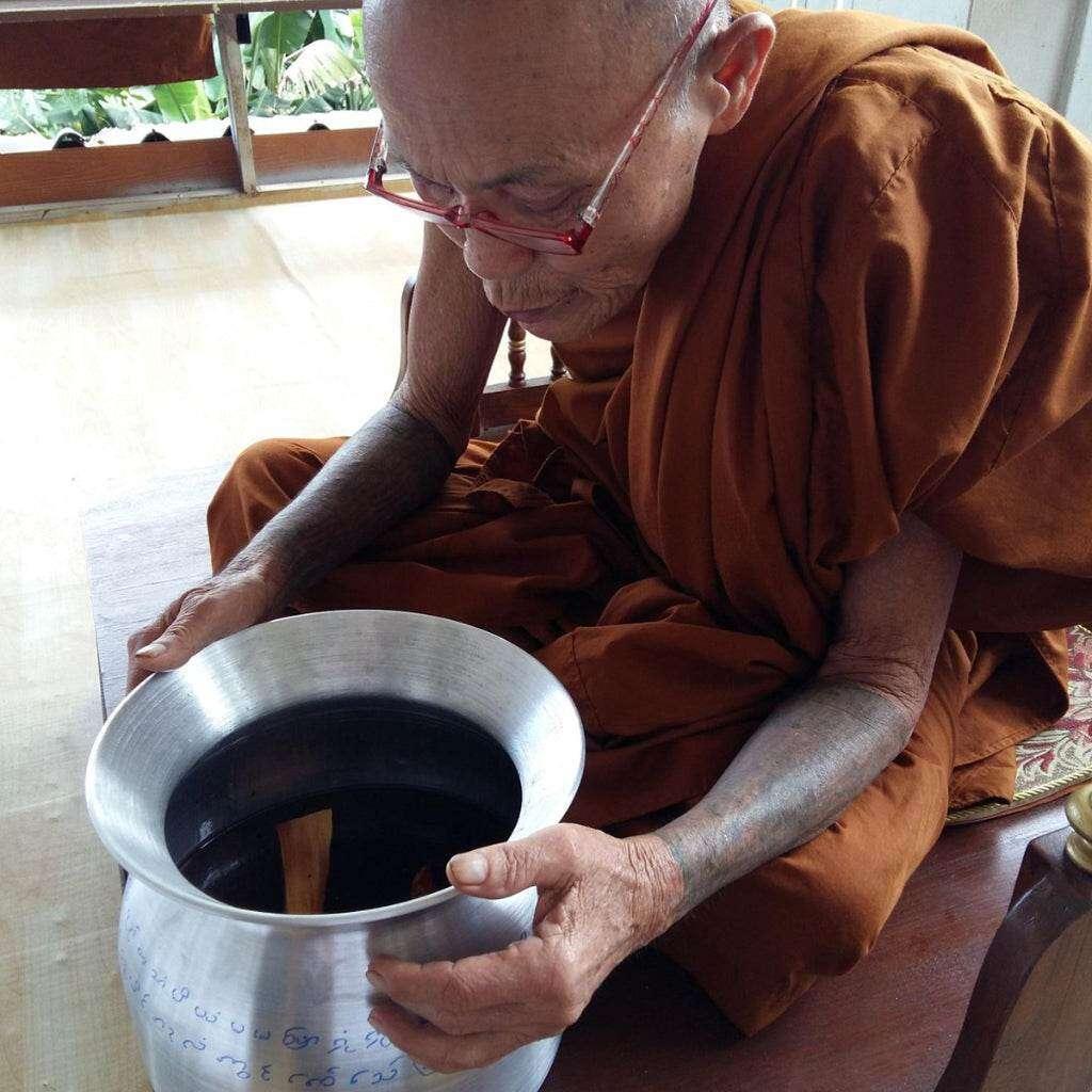 Ajahn Uu Wijinda Love Charm Oil - Authentic Thai Blessing