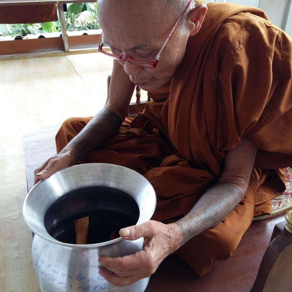 Ajahn Uu Wijinda Love Charm Oil - Authentic Thai Blessing
