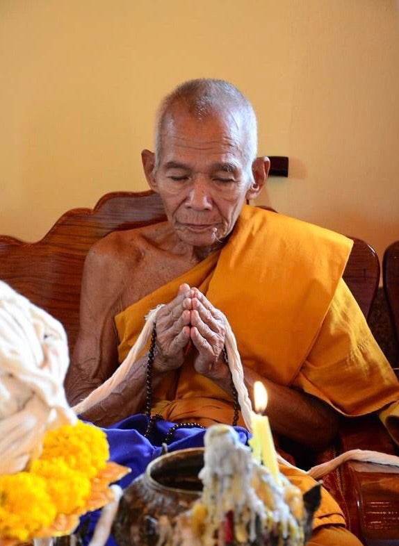 Phra Phidta Yant Yung Talisman by Luang Phor Kloi - Authentic Thai Protective Charm