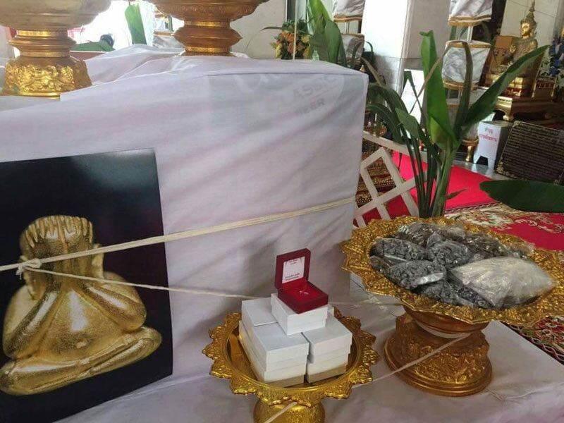Thai Phra Phidta Blessing Amulet for Protection and Good Fortune - Chao Sua Khot Kim Luang Phor Thong