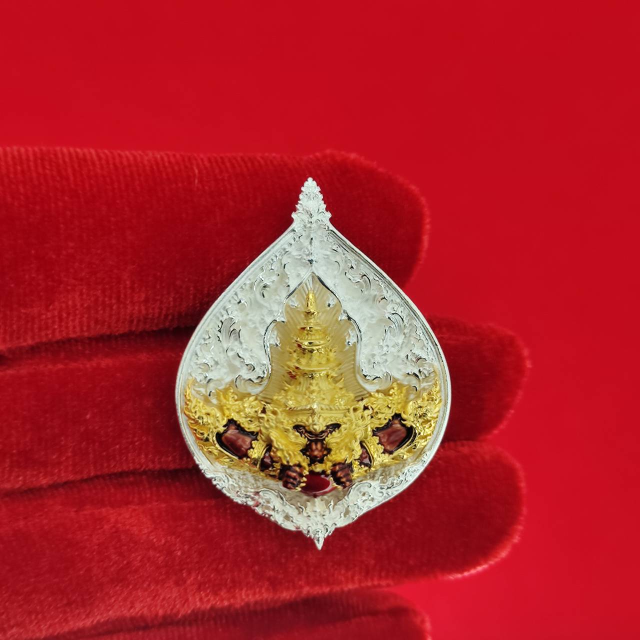 Rahu amulet for fortune intricately designed with gold and silver details, ideal for enhancing luck
