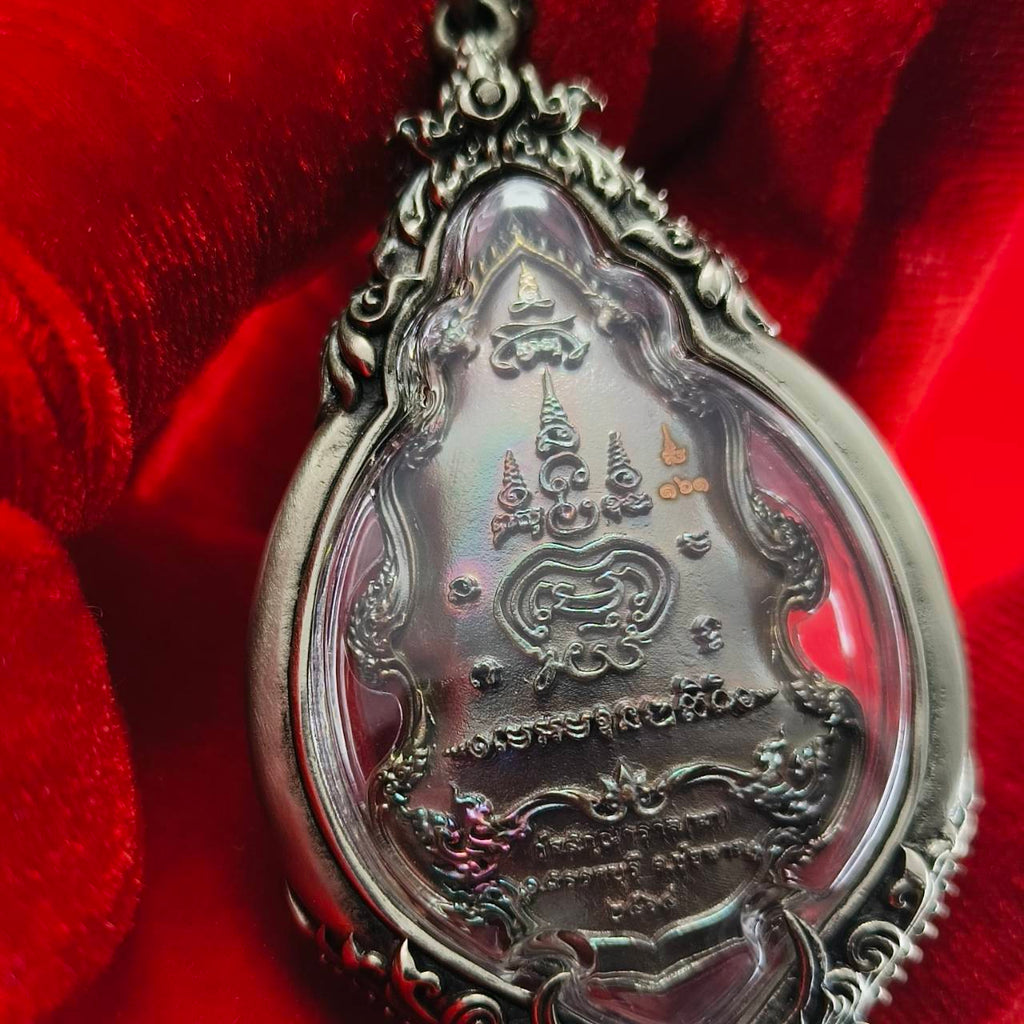 Thao Wessuwan Amulet for Ultimate Protection and Unmatched Prosperity