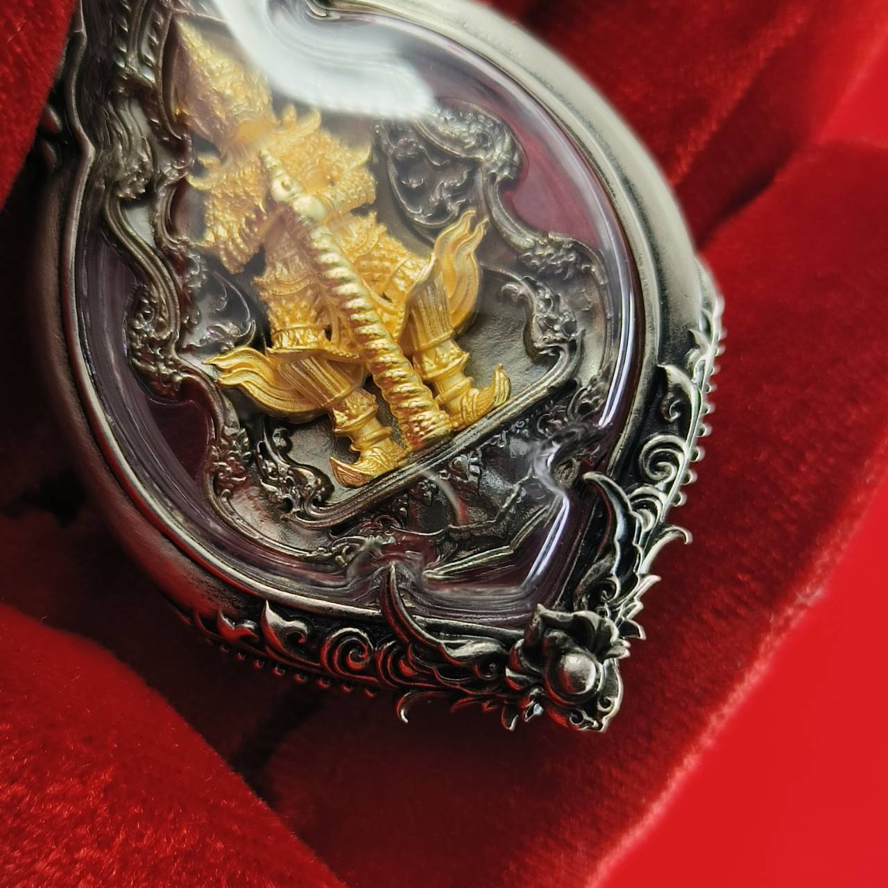 Thao Wessuwan Amulet for Ultimate Protection and Unmatched Prosperity