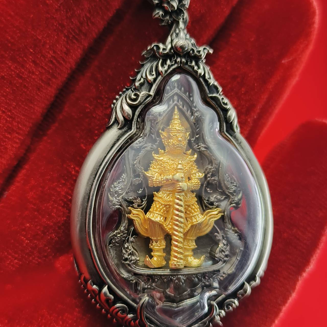 Thao Wessuwan Amulet for Ultimate Protection and Unmatched Prosperity