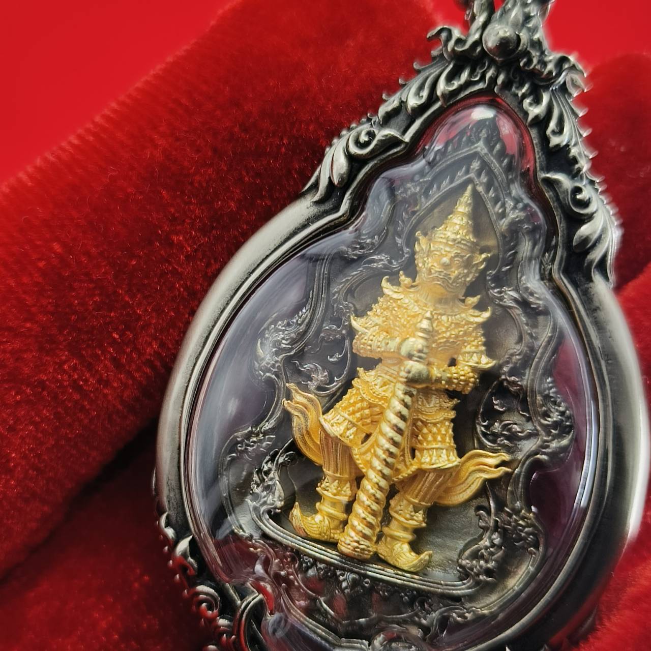 Thao Wessuwan Amulet for Ultimate Protection and Unmatched Prosperity