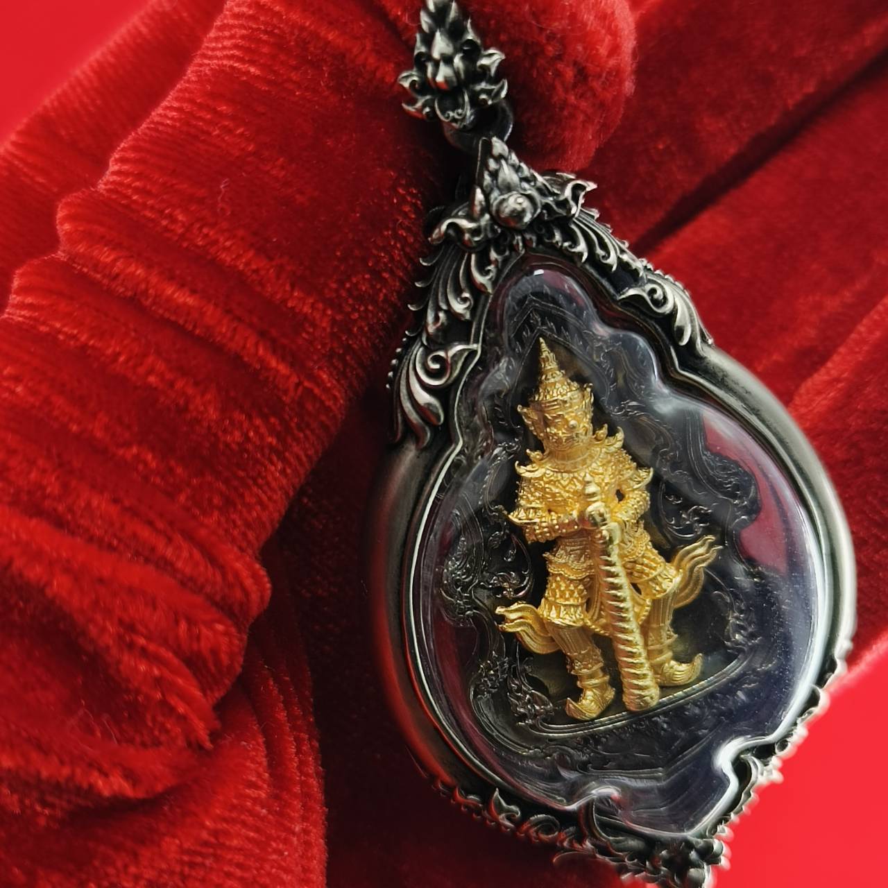 Thao Wessuwan Amulet for Ultimate Protection and Unmatched Prosperity