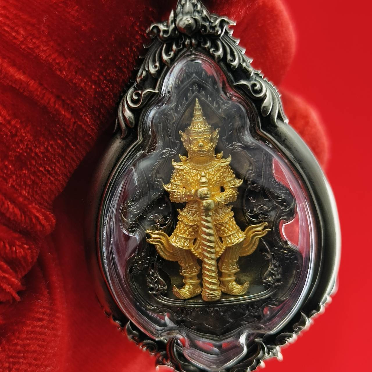 Thao Wessuwan Amulet for Ultimate Protection and Unmatched Prosperity