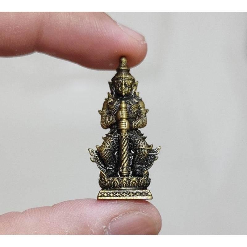Thao Wessuwan Amulet - Thai Guardian for Wealth, Prosperity, and Protection ทองทิพย์ซาติน