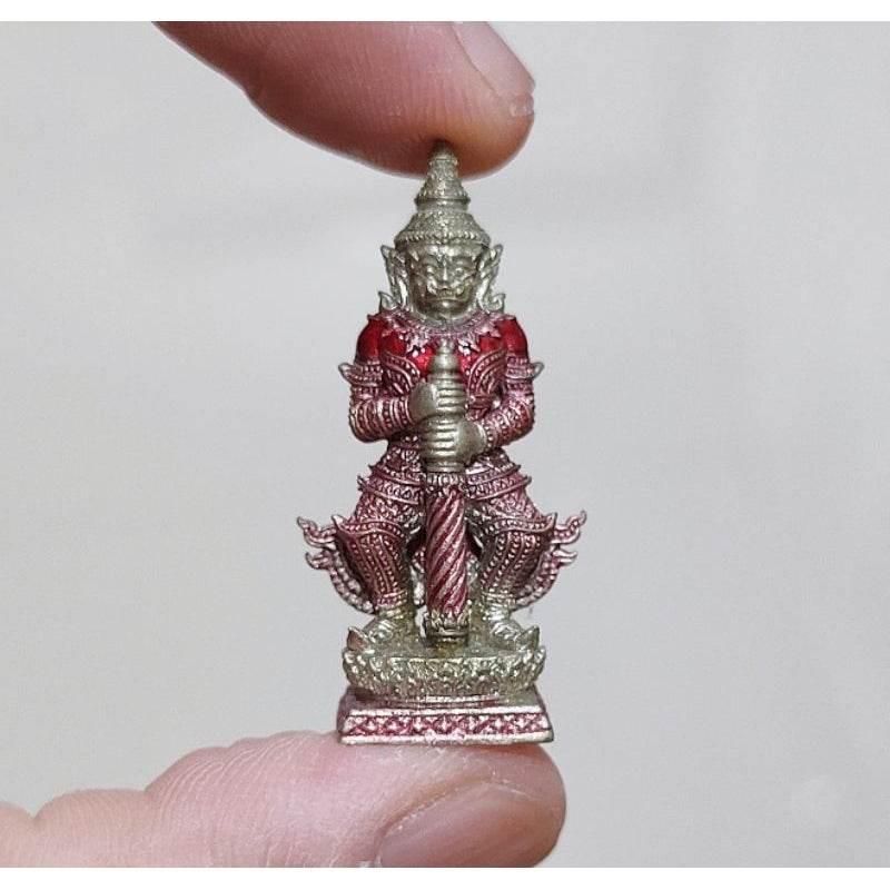 Thao Wessuwan Amulet - Thai Guardian for Wealth, Prosperity, and Protection อัลปาก้ายาแดง