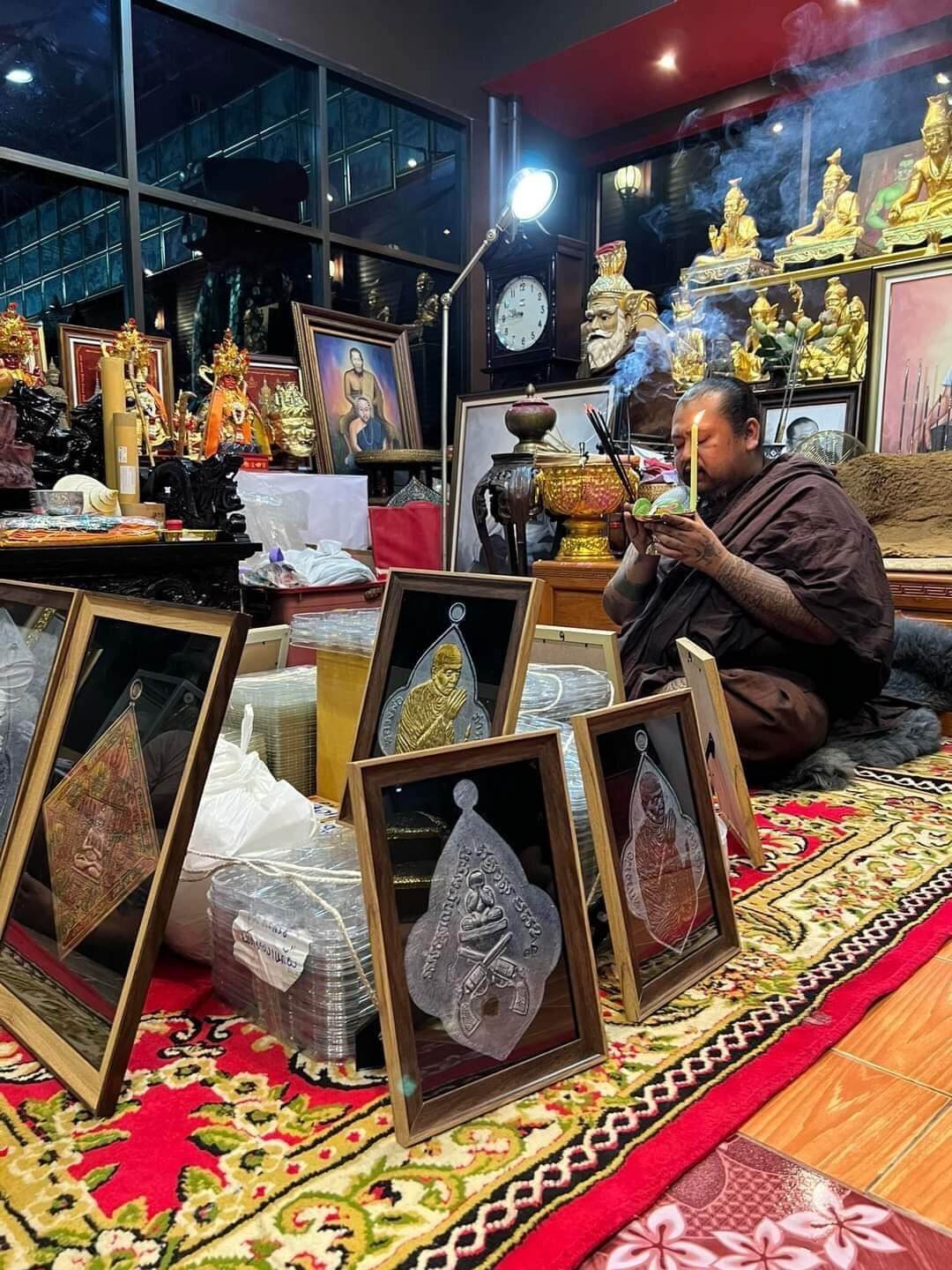 Yod Khun Phon Amulet First Edition Gold - Authentic Thai Protection Charm