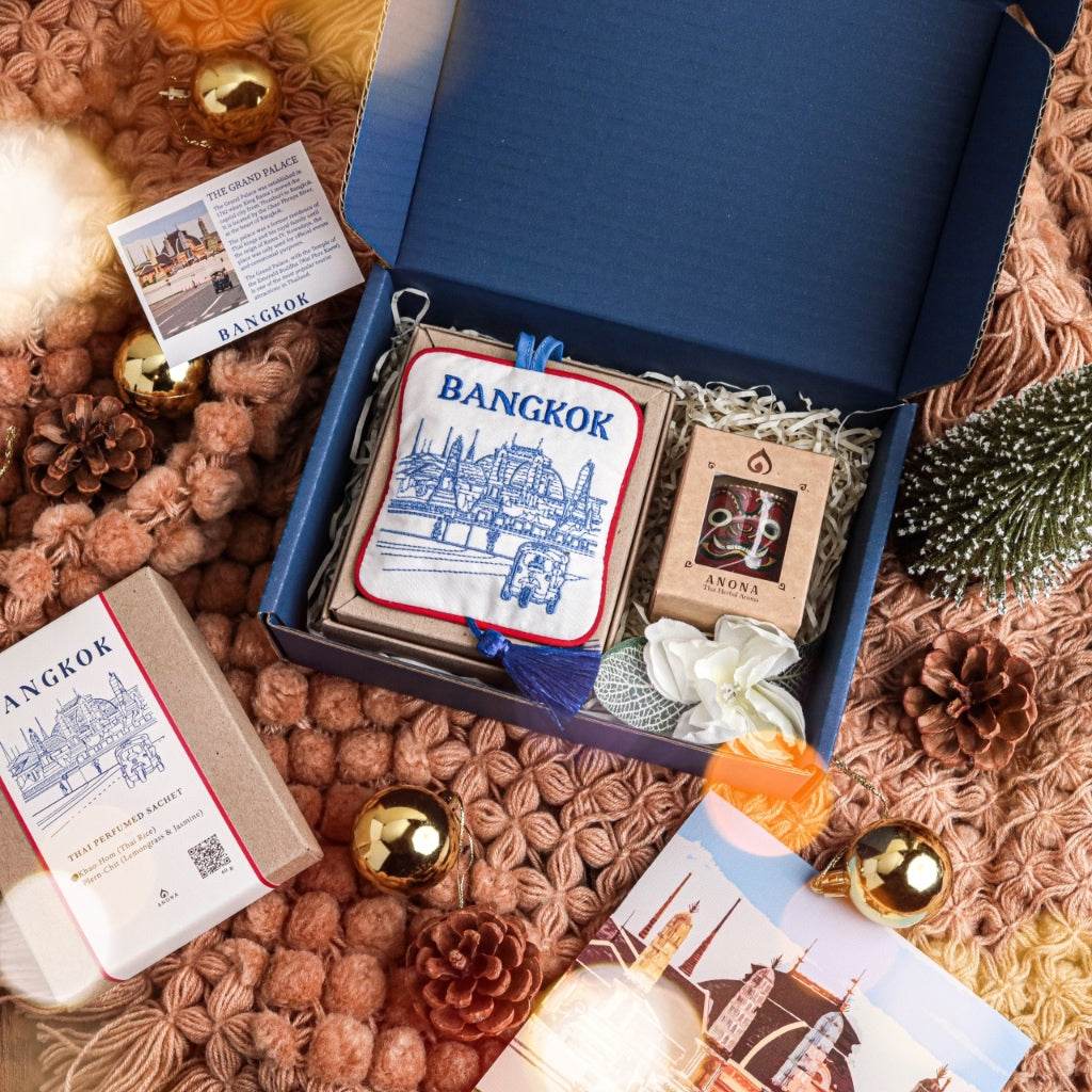 One-Sake.com Thai aroma gift set with Bangkok themed pouch and scented oil in a blue gift box
