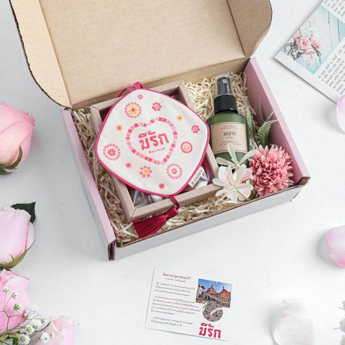Valentine's day gift box for her with scented candle, essential oil spray, and decorative flowers from One-Sake.com